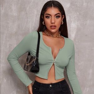 Zip Up Rib-Knit Crop Top .